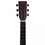 Sigma 000-testű akusztikus gitár