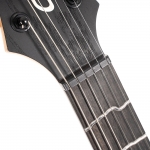 Cort elektromos gitár tokkal, temperált bundozás, Fishman hangszedők, matt fekete