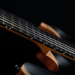 Cort elektromos gitár tokkal, temperált bundozás, Fishman hangszedők, matt fekete