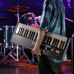 Hammond M-solo orgona, fekete