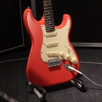 Donner elektromos gitár, ST forma, piros