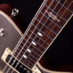 Magneto Velvet Deluxe elektromos gitár, kamrás test, Sunset Gold Silk