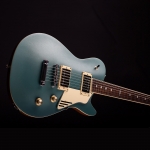 Magneto Velvet Deluxe elektromos gitár, kamrás test, Metallic Green Silk - BEVEZETŐ ÁR!